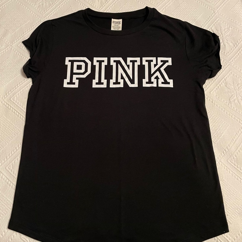 VS PINK Tee